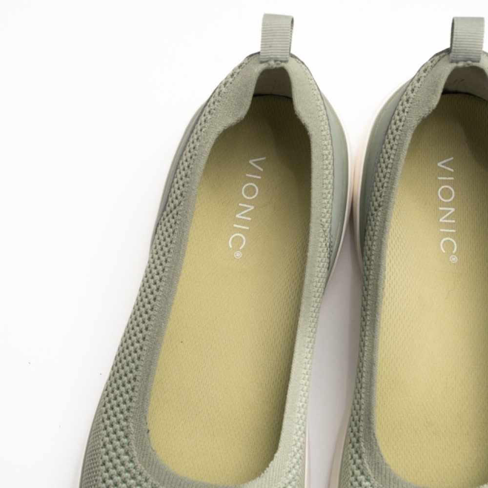 Vionic. Kallie Slip On Shoe. - Picture 3 of 11